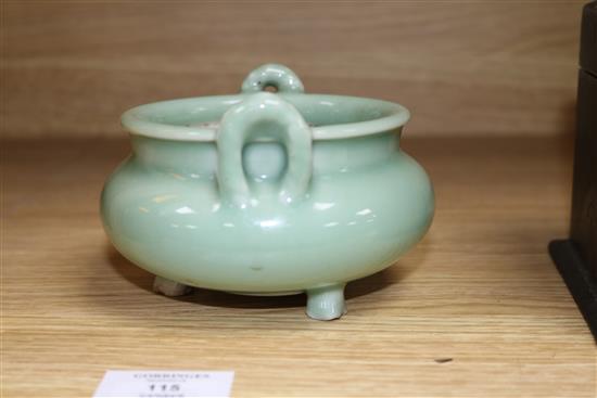 A Chinese celadon glazed censer, Qing dynasty 12cm diam